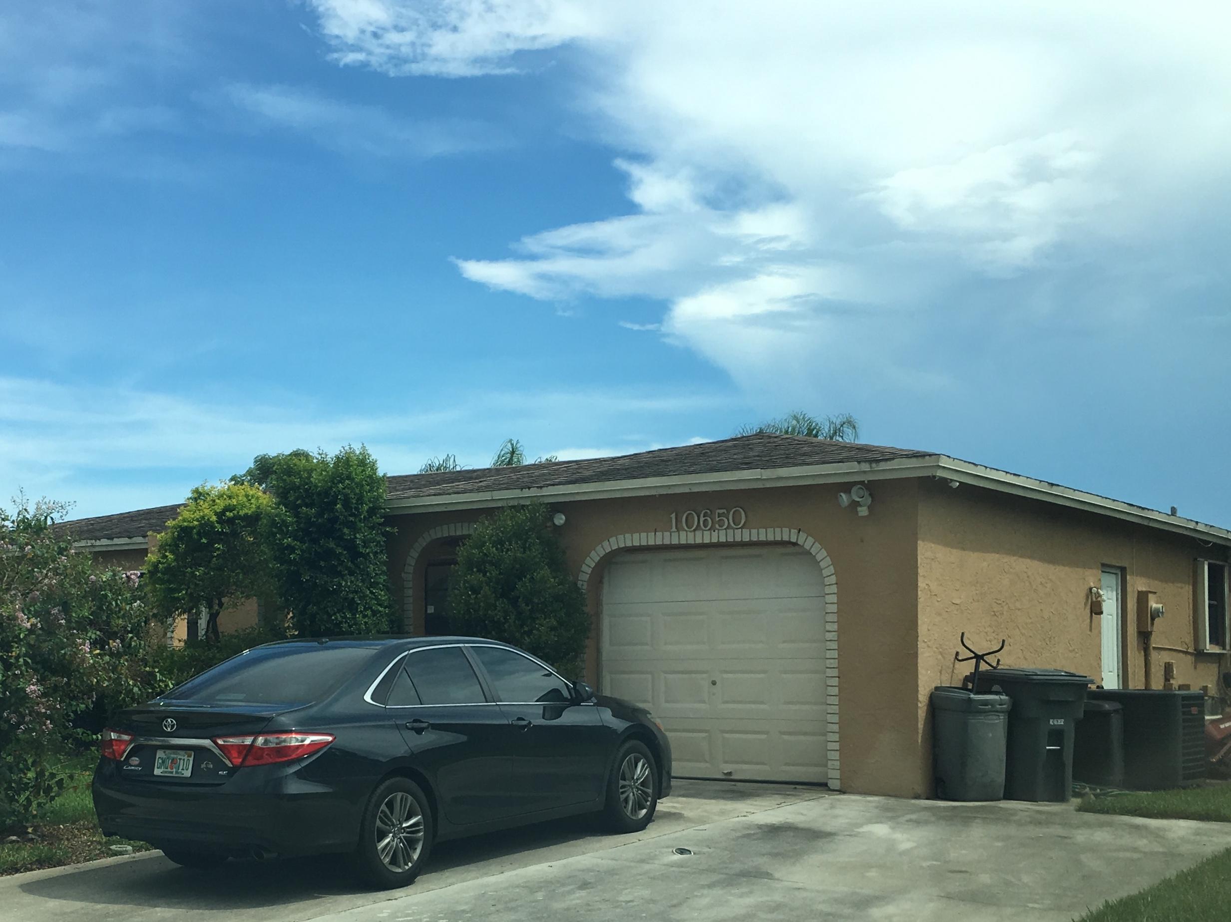 10650 Ember Street Boca Raton, FL 33428 - Photo 4 of 26 94EEC968-F2B2-412D-9031-94CD630F1895