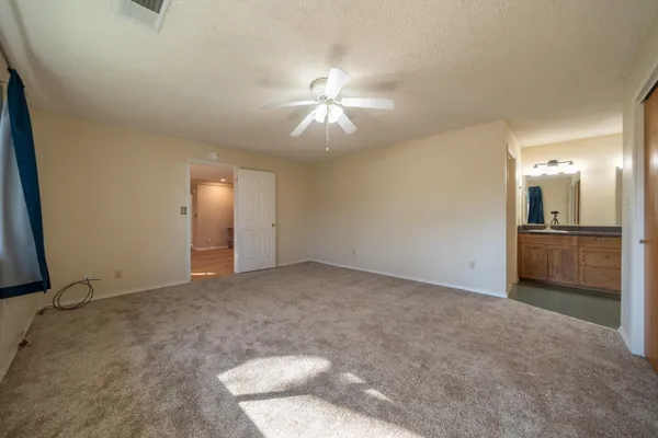 $388,000 | 3500 Pioneer Lane, Redding, CA 96001