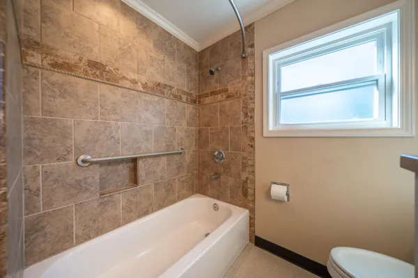 $388,000 | 3500 Pioneer Lane, Redding, CA 96001