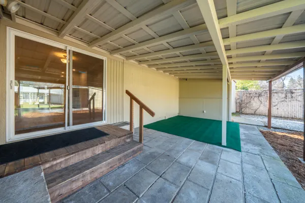 $388,000 | 3500 Pioneer Lane, Redding, CA 96001