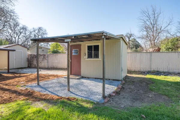 $388,000 | 3500 Pioneer Lane, Redding, CA 96001