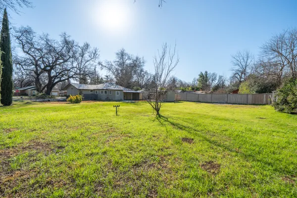 $388,000 | 3500 Pioneer Lane, Redding, CA 96001