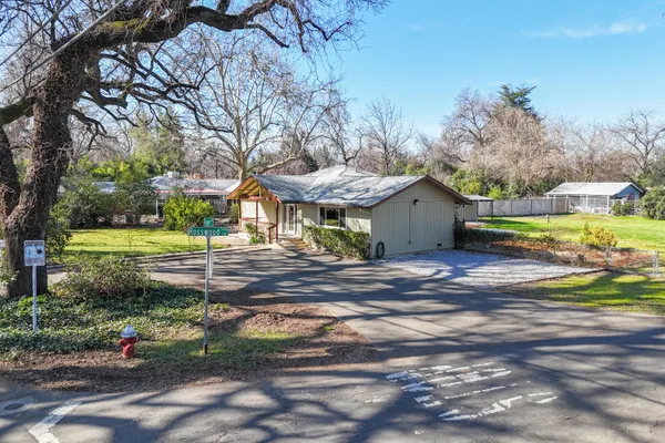 $388,000 | 3500 Pioneer Lane, Redding, CA 96001