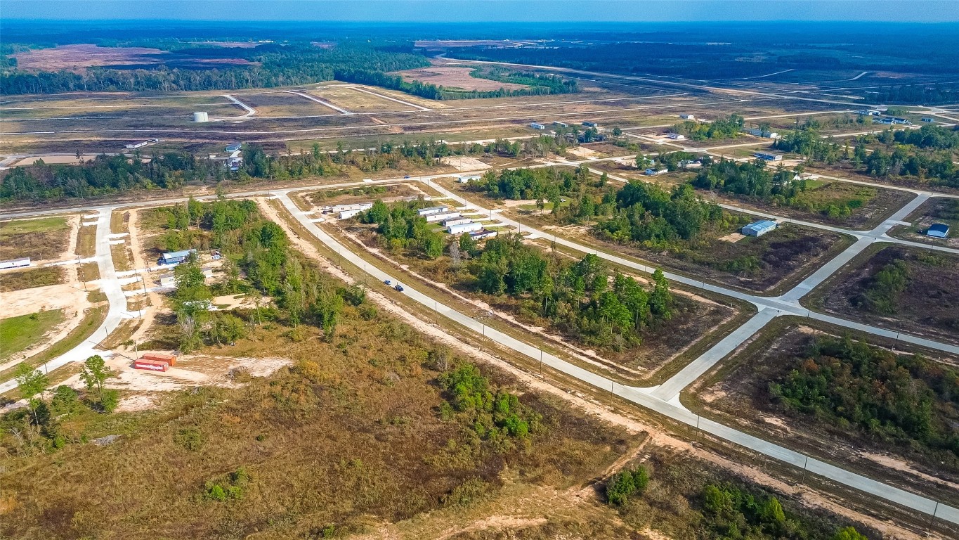 633 5914 07 Cleveland, TX 77327 - Photo 11 of 13 a view of a city