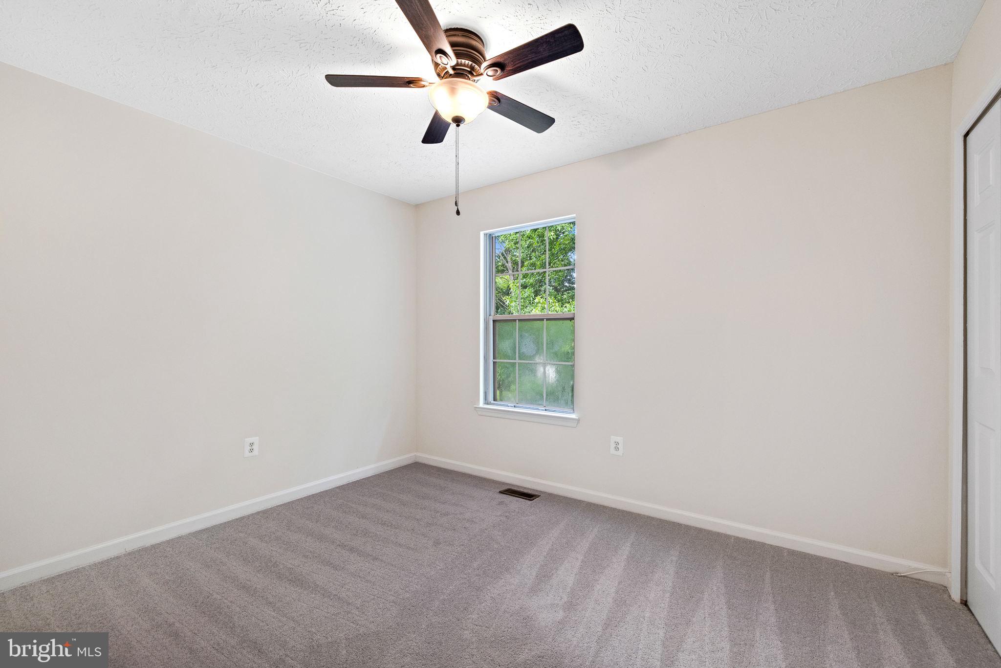 7 Redskin Drive Fredericksburg, VA 22405 - Photo 29 of 39 Bedroom 2 with new carpet
