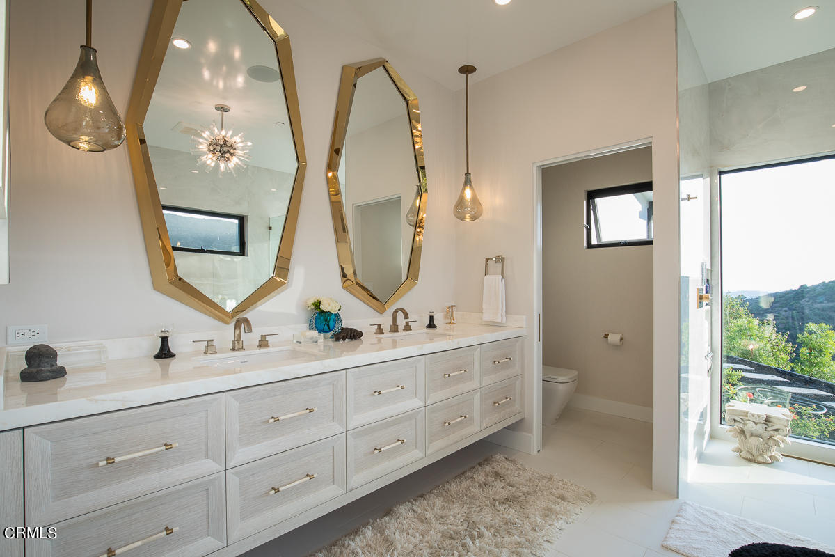 299 Patrician Way Pasadena, CA 91105 - Photo 33 of 75 38a-299 Patrician Way_540_mls