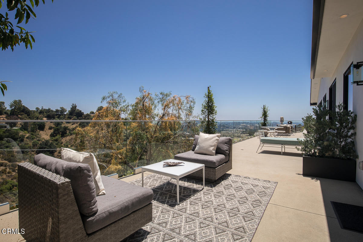 299 Patrician Way Pasadena, CA 91105 - Photo 43 of 75 52-299 Patrician Way_819_mls