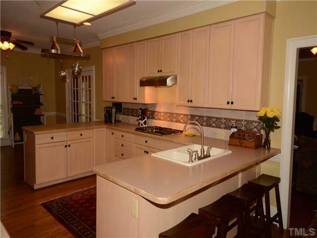 10729 Dunhill Terrace Raleigh, NC 27615 - Photo 6 of 24
