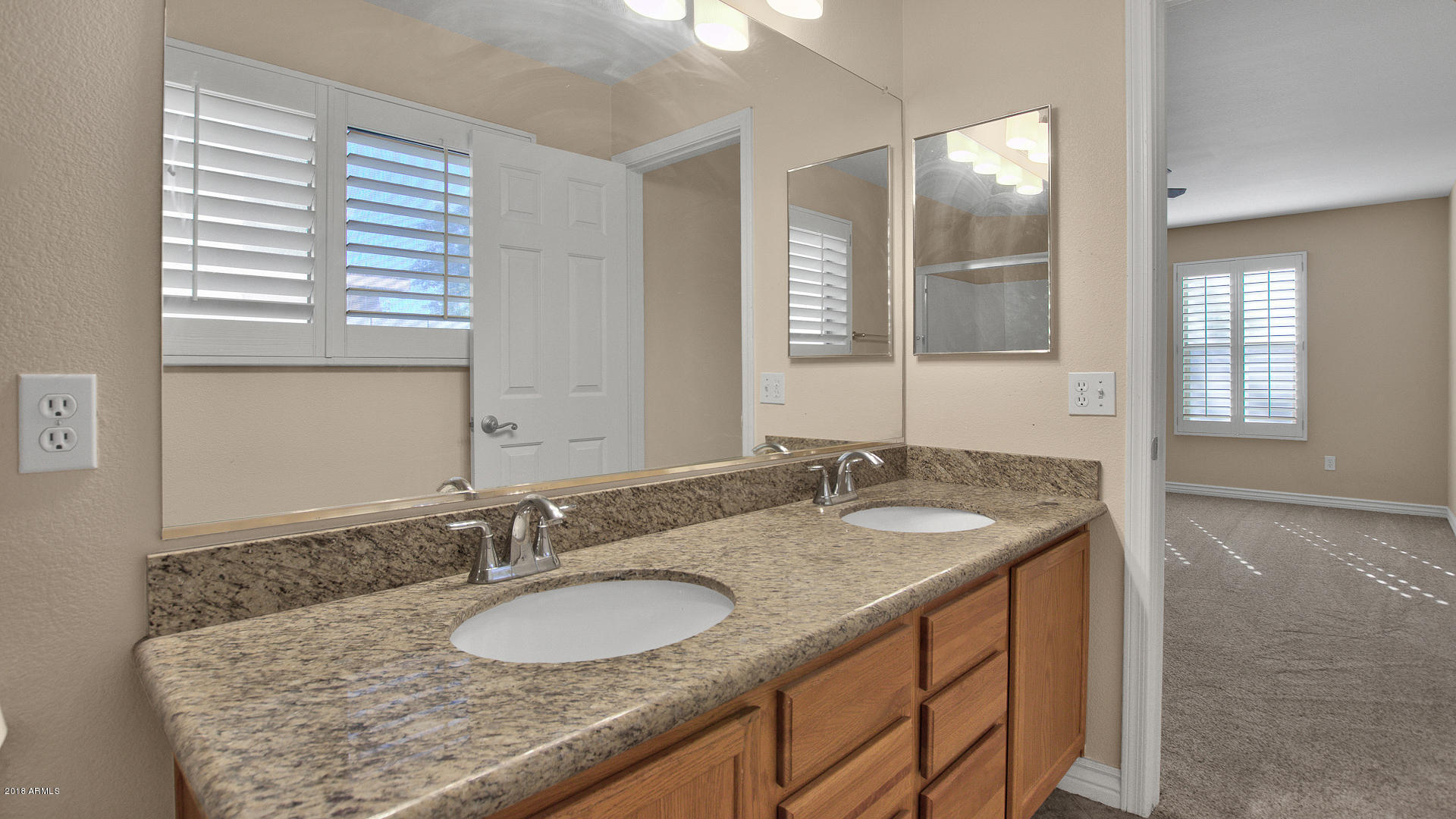 4023 East Rowel Road Phoenix, AZ 85050 - Photo 16 of 23 Master Bathroom