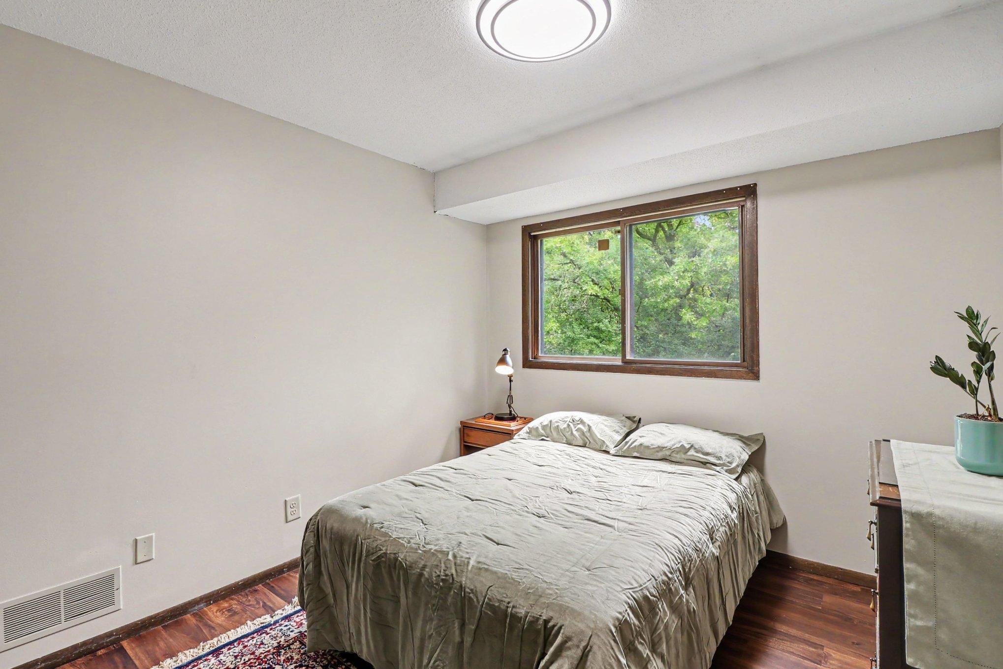 4490 Woodgate Point Eagan, MN 55122 - Photo 14 of 24