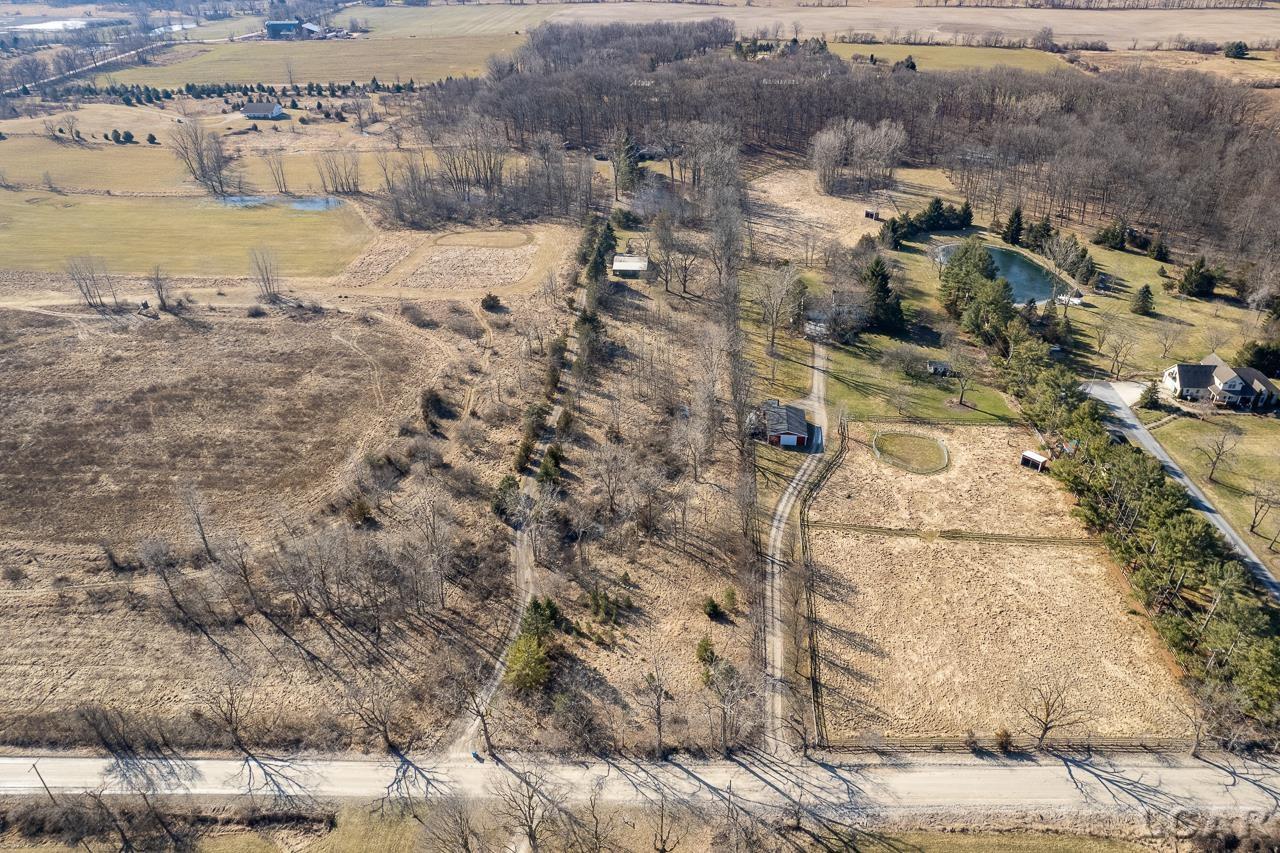 856 South Freer Road Chelsea, MI 48118 - Photo 40 of 60 50135556-c3e7c47c-7f21-4bef-9402-488cc6ffaf94.JPG
