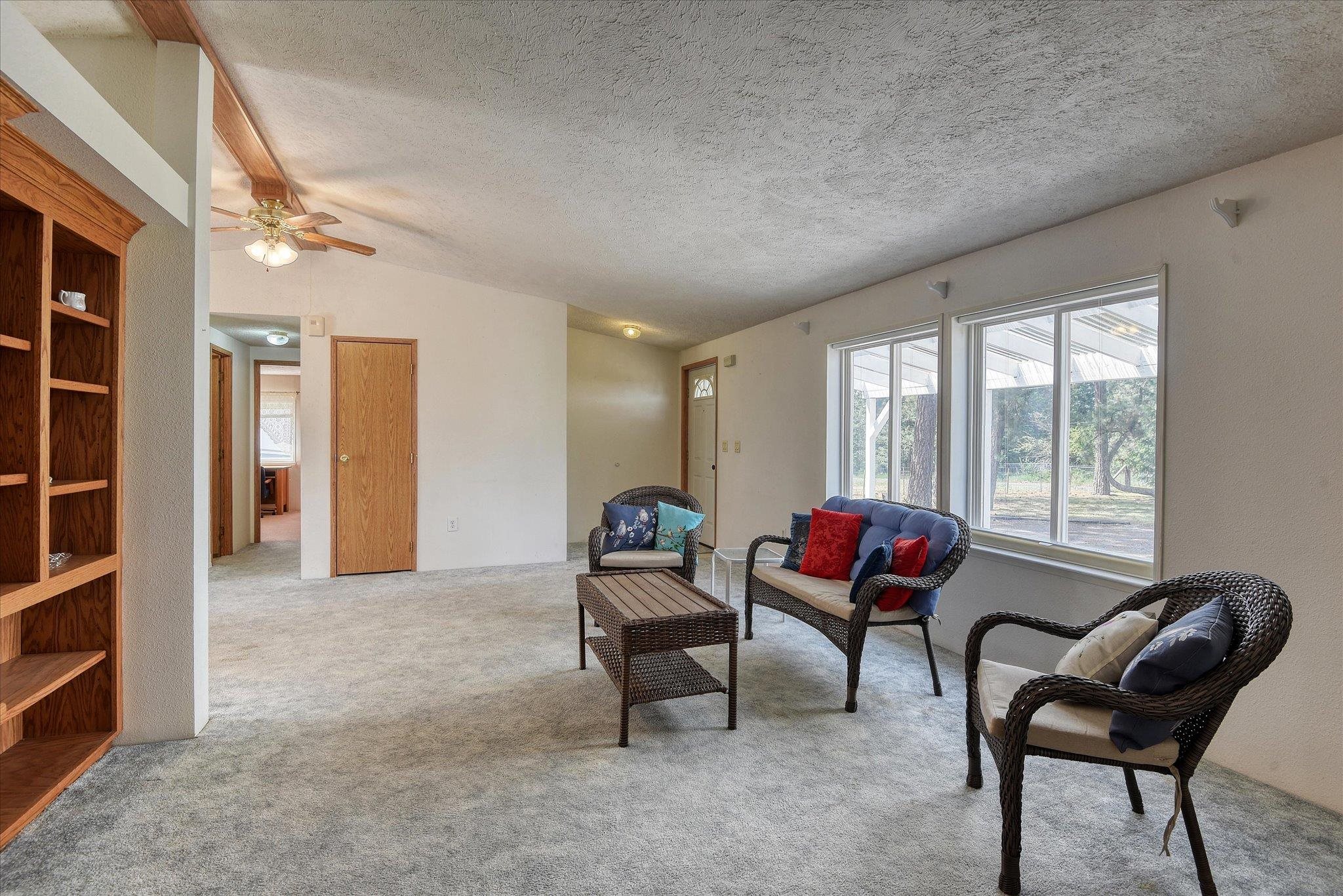 4612 East Ballard Road Colbert, WA 99005 - Photo 4 of 33