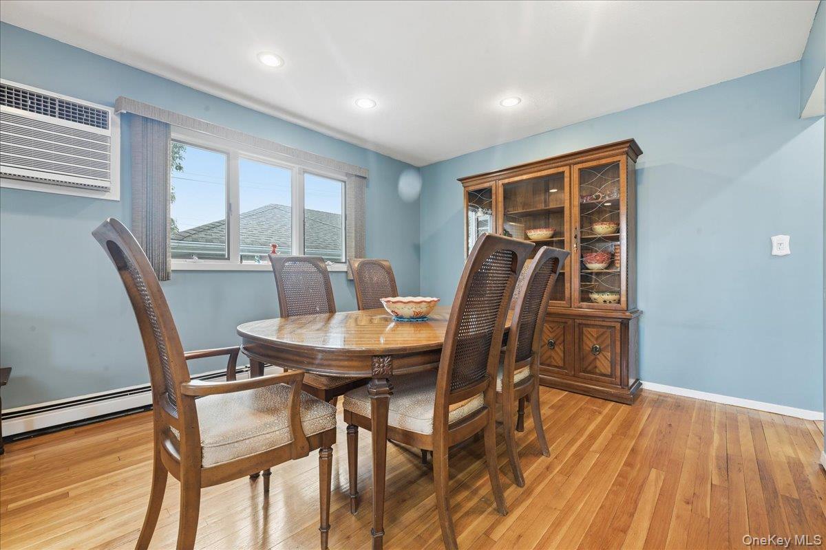 167 Lyon Street Valley Stream, NY 11580 - Photo 12 of 35