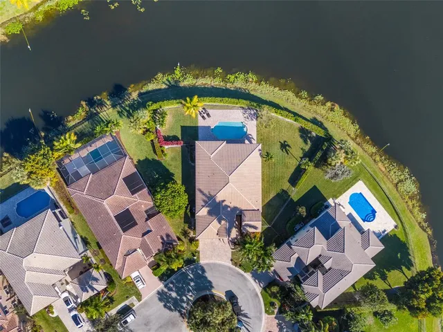 $1,150,000 | 7922 Northwest 109th Lane, Parkland, FL 33076