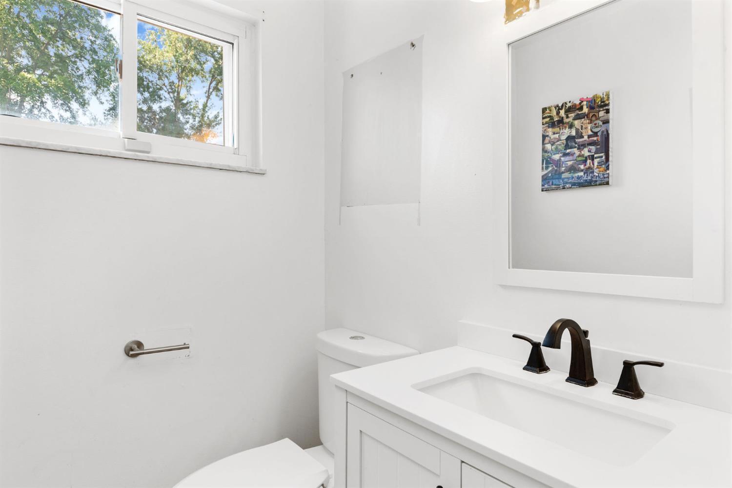 8331 Riovista Drive Cincinnati, OH 45255 - Photo 13 of 38 Gallery Image 13