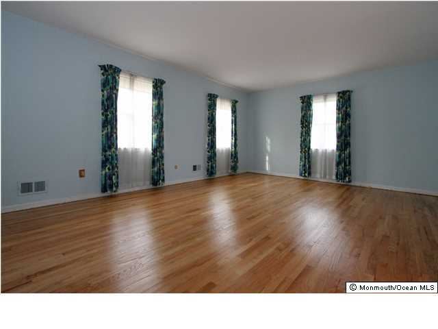 19 Riverside Drive Rumson, NJ 07760 - Photo 12 of 17 Additional Photo