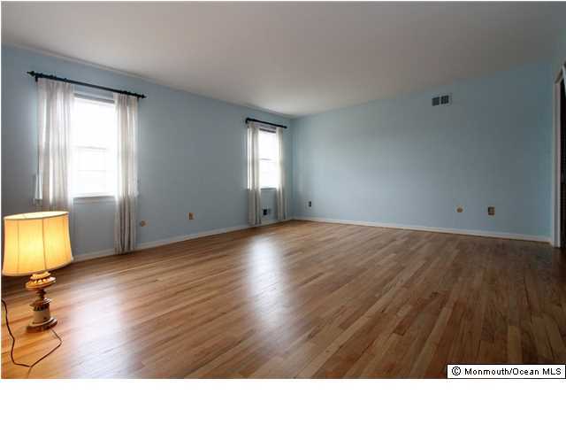 19 Riverside Drive Rumson, NJ 07760 - Photo 15 of 17 Additional Photo