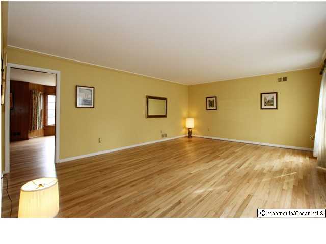 19 Riverside Drive Rumson, NJ 07760 - Photo 3 of 17 Additional Photo