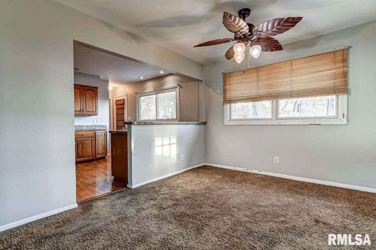 2108 Creighton Road Springfield, IL 62703 - Photo 8 of 35
