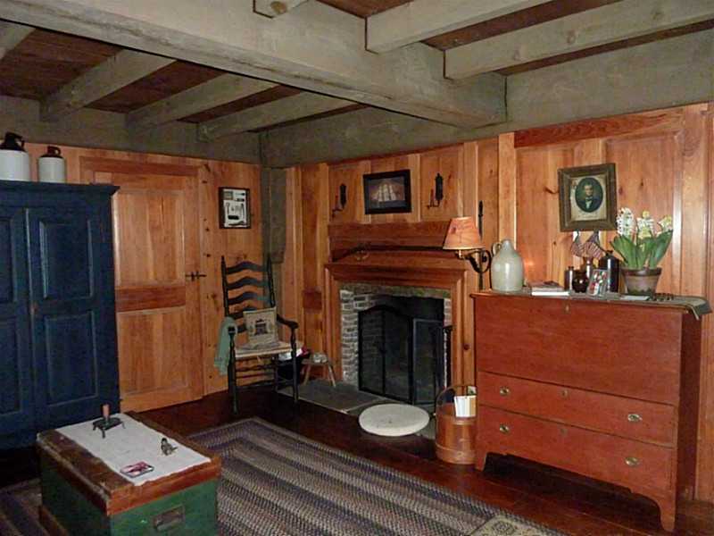 120 Jackson Schoolhouse Road Glocester, RI 02814 - Photo 16 of 21 Living Room.
