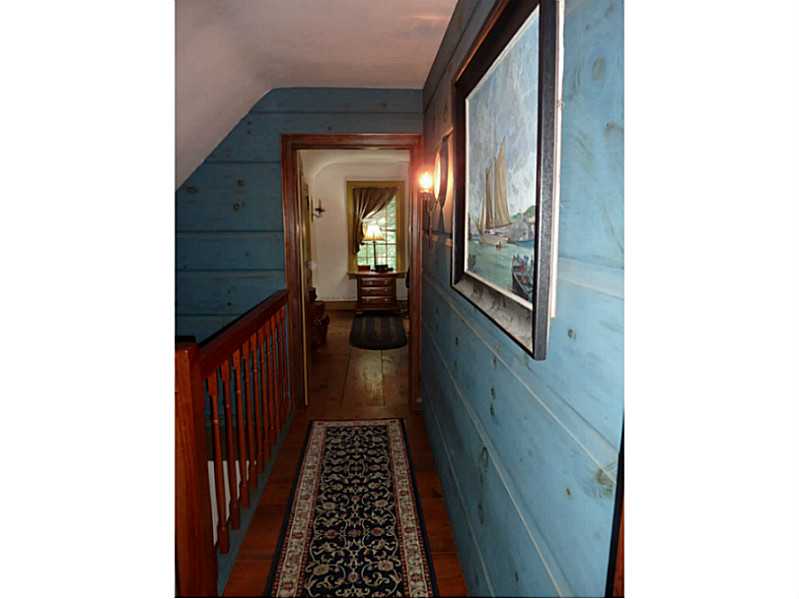 120 Jackson Schoolhouse Road Glocester, RI 02814 - Photo 17 of 21 Other. 2nd Floor hallway..Cherry Banister