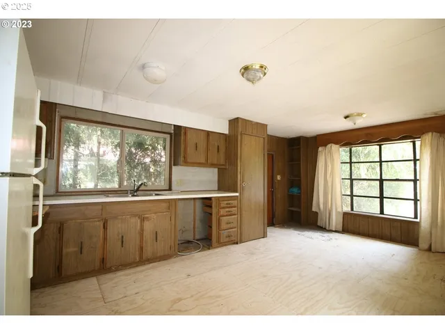 $158,000 | 1600 Rhododendron Drive, Unit 113, Florence, OR 97439