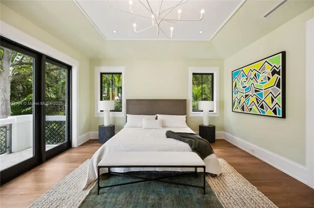 a view of a yard in front of a house