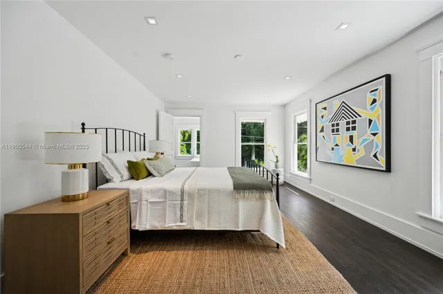 $13,500,000 | 3701 Park Avenue, Miami, FL 33133