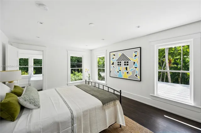 $13,500,000 | 3701 Park Avenue, Miami, FL 33133