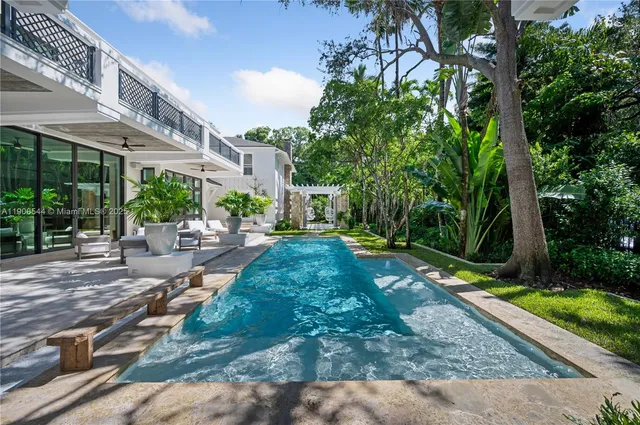 $13,500,000 | 3701 Park Avenue, Miami, FL 33133