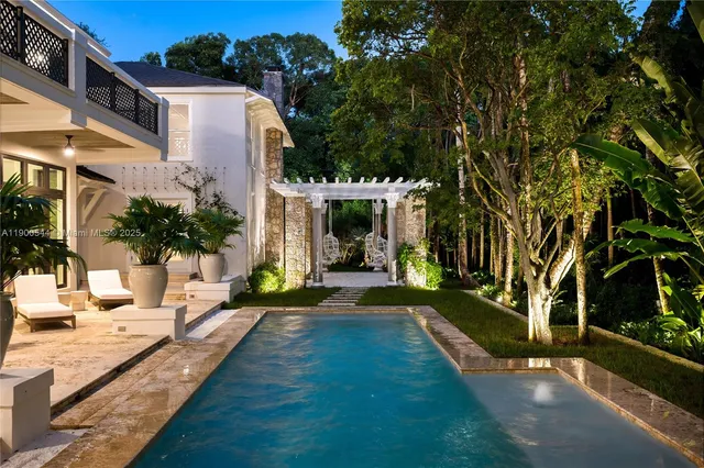 $13,500,000 | 3701 Park Avenue, Miami, FL 33133