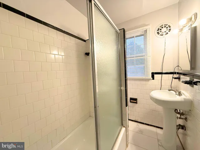 $2,700 | 1113 Agnew Drive, Rockville, MD 20851