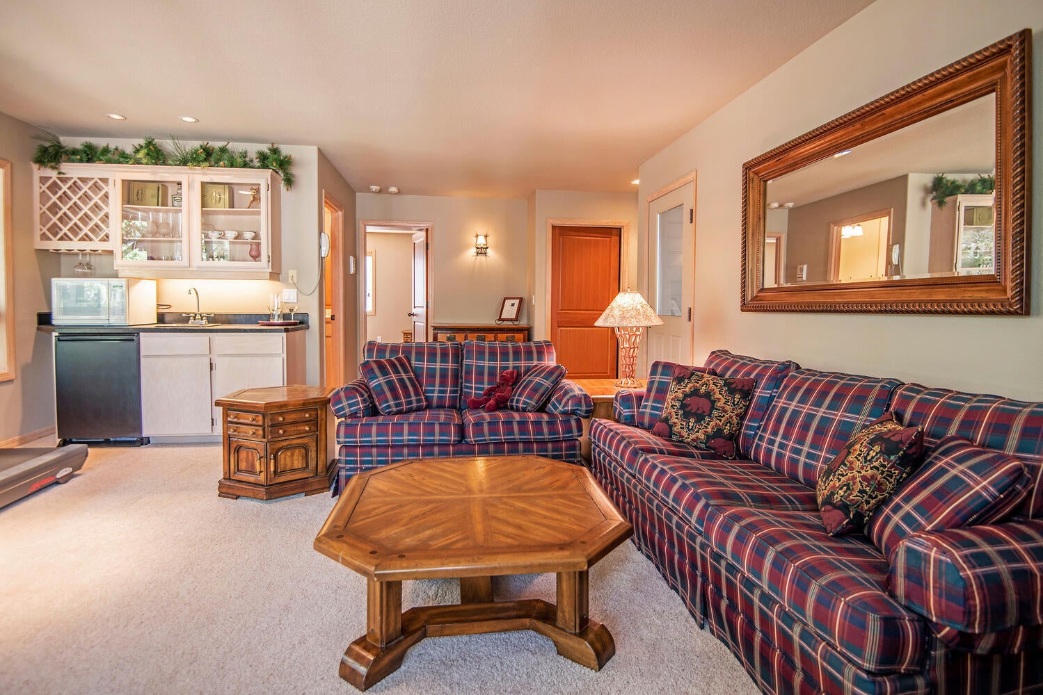 13430 Triflorium Black Butte Ranch, OR 97759 - Photo 10 of 26 13430 Triflorium Black Butte-large-015-0