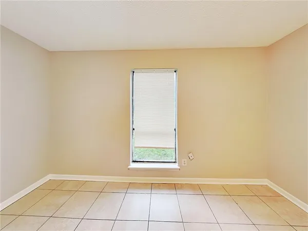 $1,295 | 1289 Knoll Court Northwest, Conyers, GA 30012