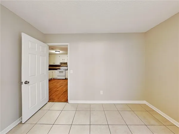 $1,295 | 1289 Knoll Court Northwest, Conyers, GA 30012