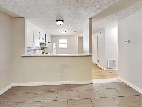 $1,295 | 1289 Knoll Court Northwest, Conyers, GA 30012