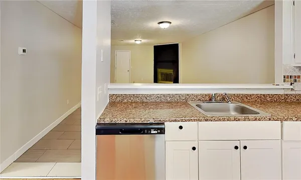 $1,295 | 1289 Knoll Court Northwest, Conyers, GA 30012