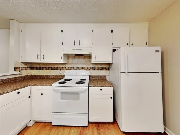 $1,295 | 1289 Knoll Court Northwest, Conyers, GA 30012