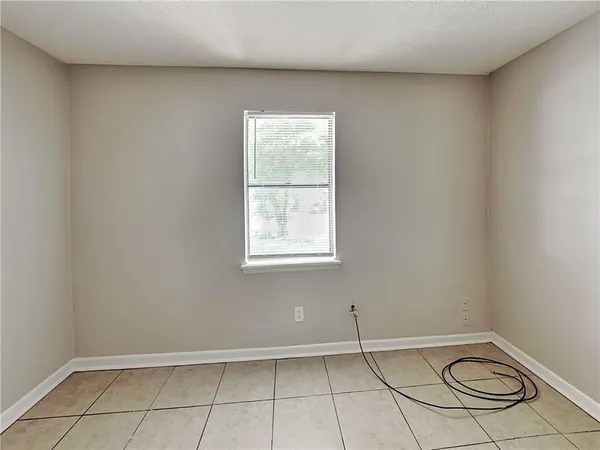 $1,295 | 1289 Knoll Court Northwest, Conyers, GA 30012