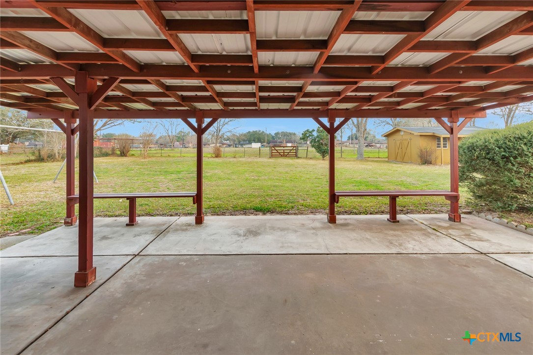 711 Northgate Road Victoria, TX 77904 - Photo 30 of 37 a view of a room with wooden floor