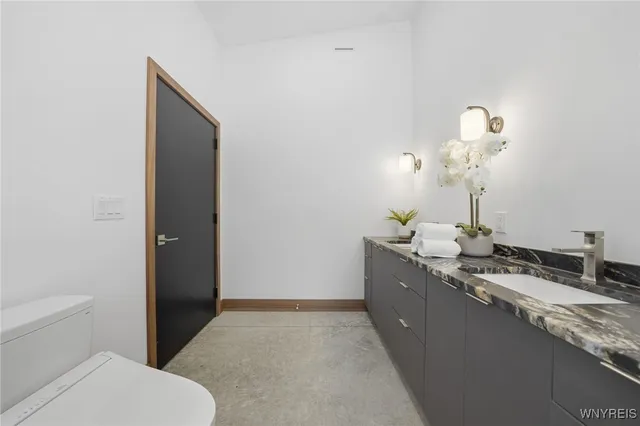 $890,000 | Undisclosed Address, Elma, NY 14059