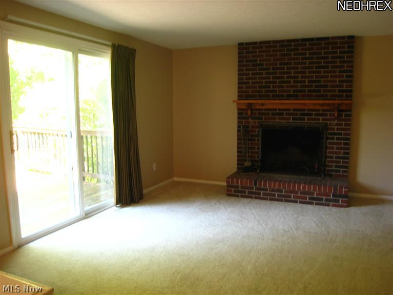 5694 Young Road Hudson, OH 44236 - Photo 7 of 19