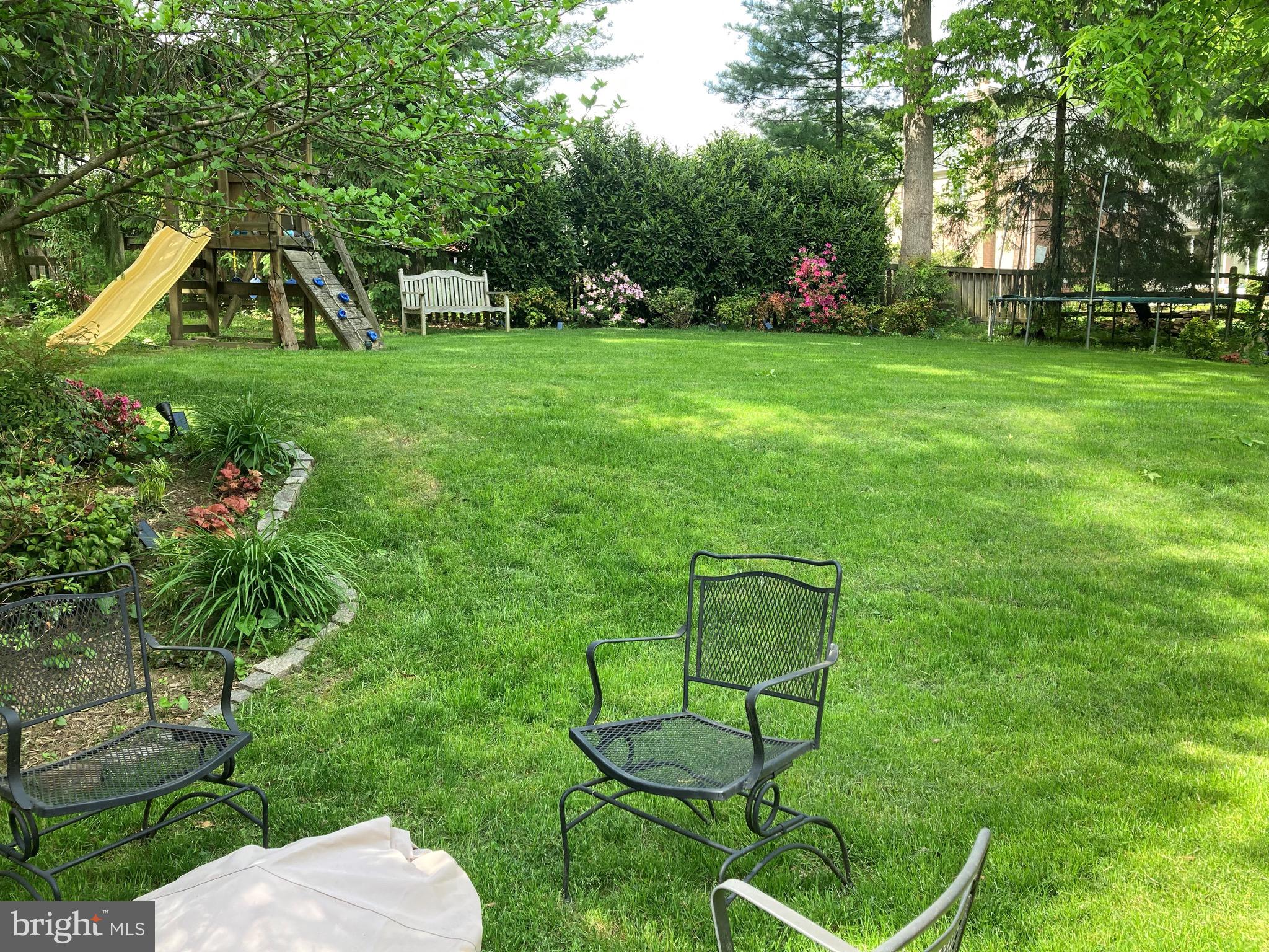 8207 Geneva Mason Road Potomac, MD 20854 - Photo 17 of 41 Gallery Image 17