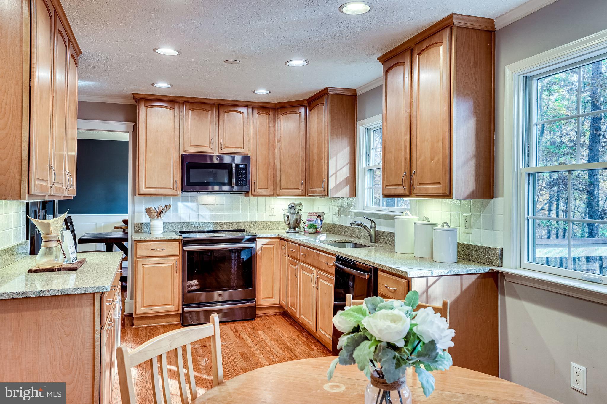 1868 Post Oak Trail Reston, VA 20191 - Photo 12 of 52