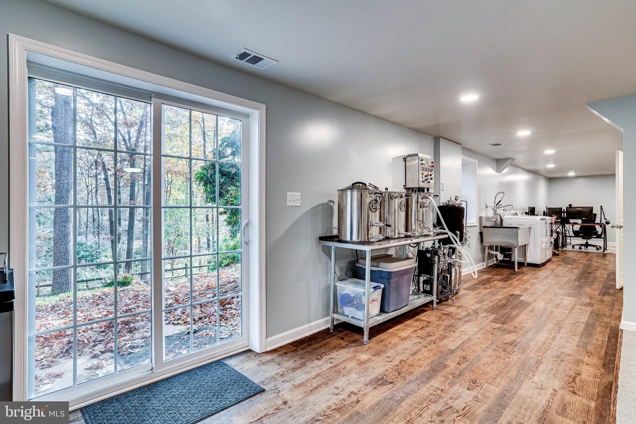 1868 Post Oak Trail Reston, VA 20191 - Photo 41 of 52