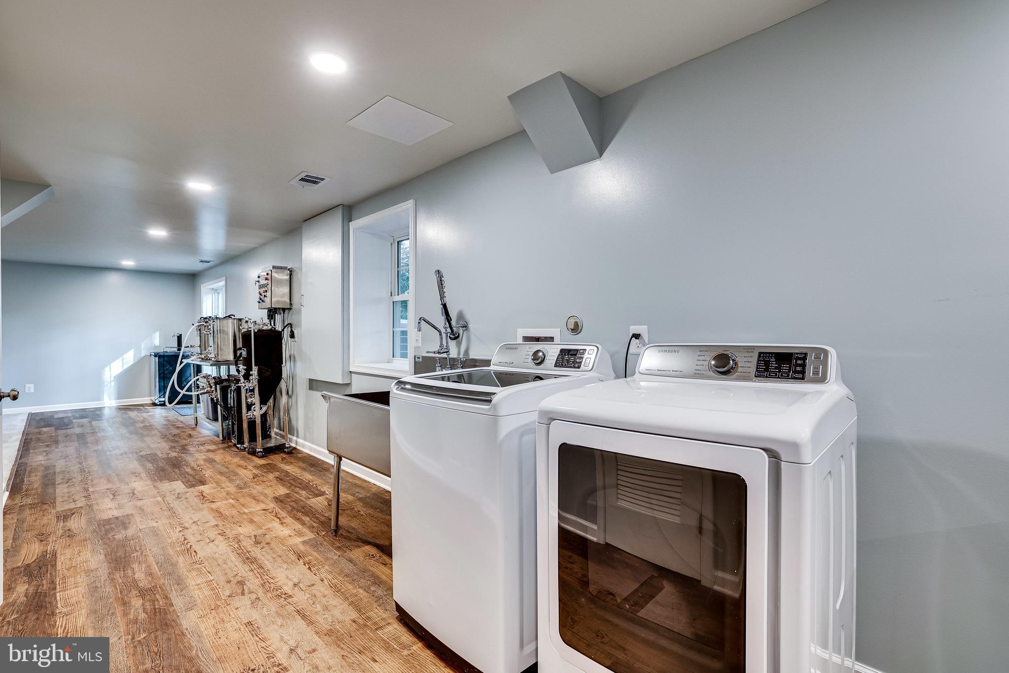 1868 Post Oak Trail Reston, VA 20191 - Photo 42 of 52