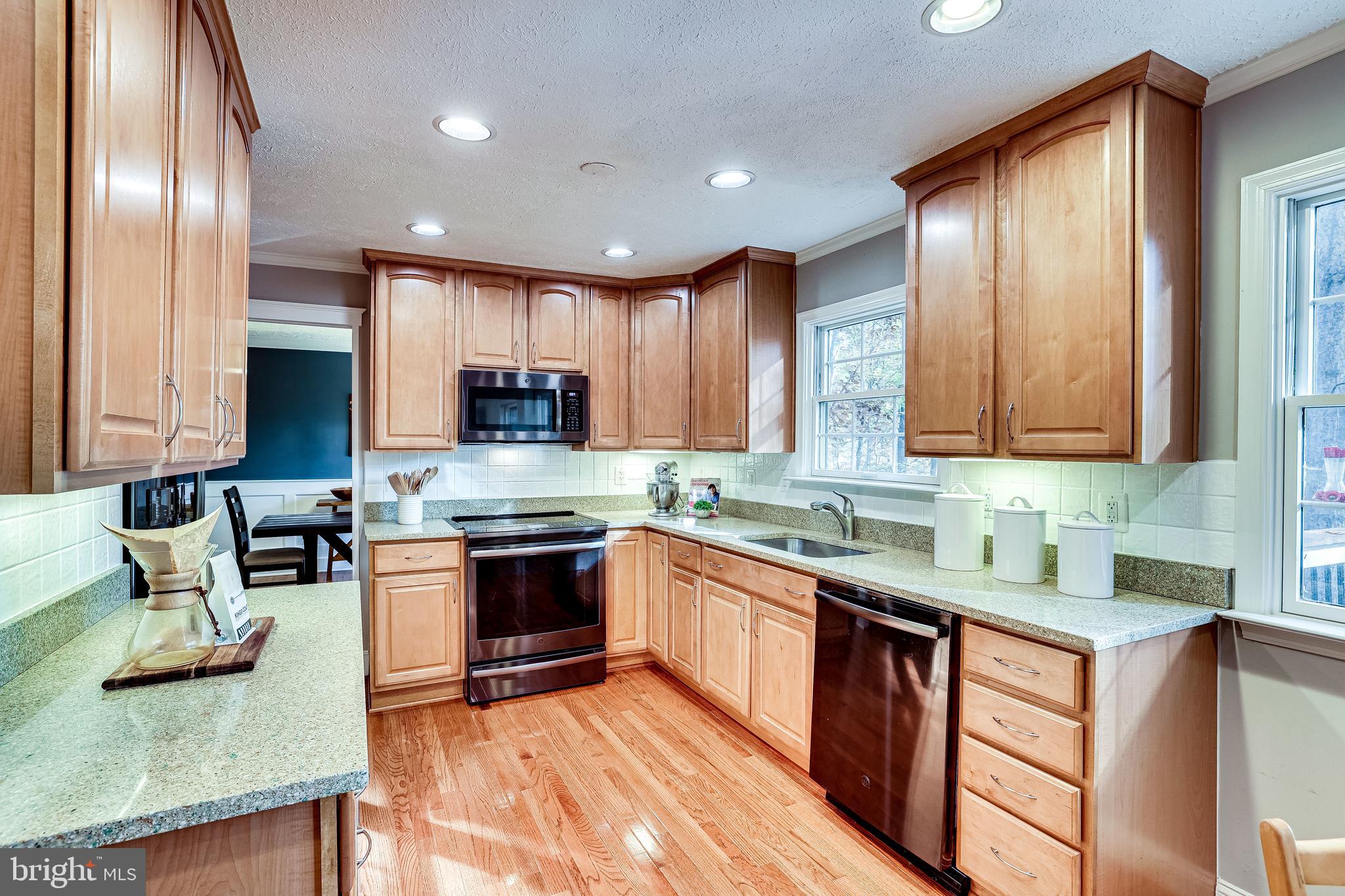 1868 Post Oak Trail Reston, VA 20191 - Photo 10 of 52