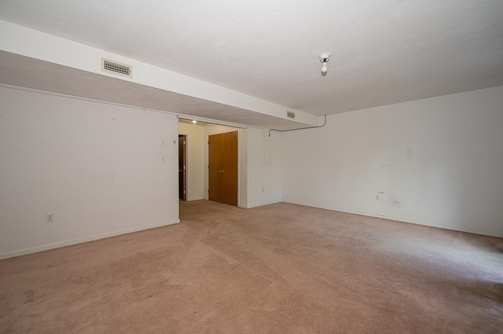 28 Southbridge Road, Unit 306 Charlton, MA 01507 - Photo 14 of 34 Gallery Image 14