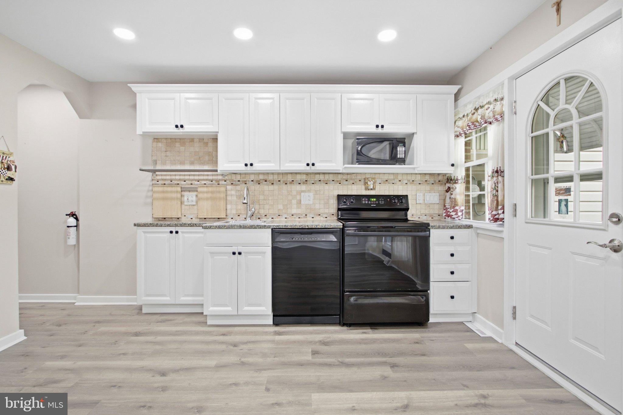 1422 Greenway Road Swarthmore, PA 19081 - Photo 11 of 31 Gallery Image 11