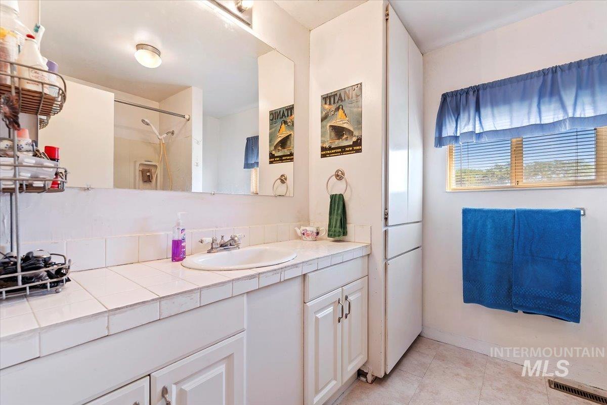 23577 Upper Pleasant Ridge Road Wilder, ID 83676 - Photo 16 of 34